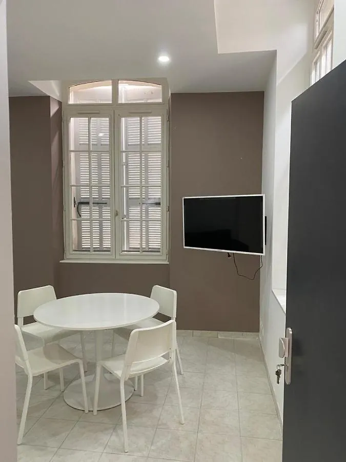 Five Stars C5 Aparthotel Marseille